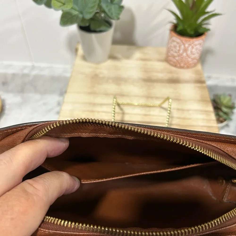 🌻  Louis Vuitton Monogram Pochette Orsay Clutch Hand Bag /2M7227